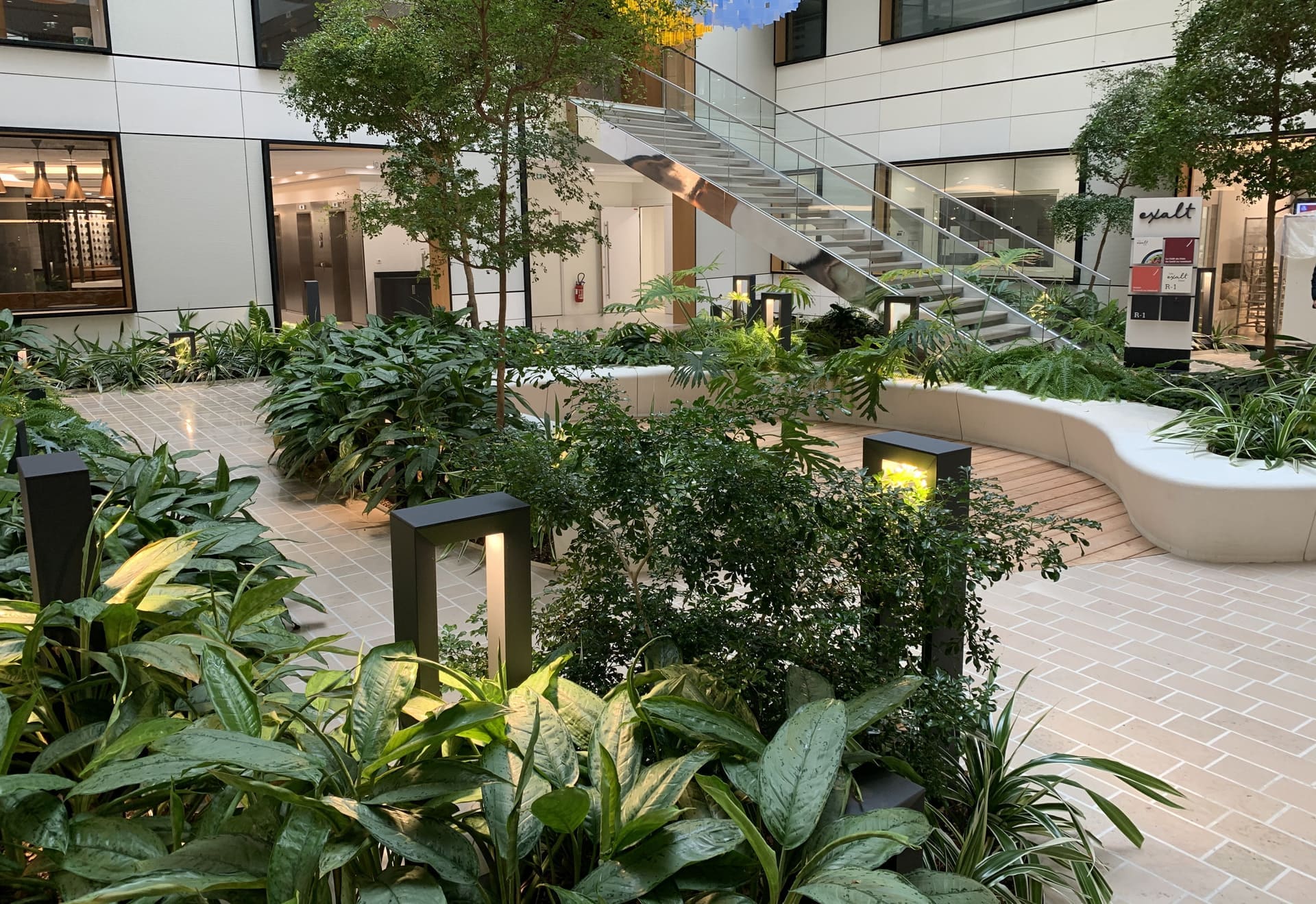 Patio de bureaux