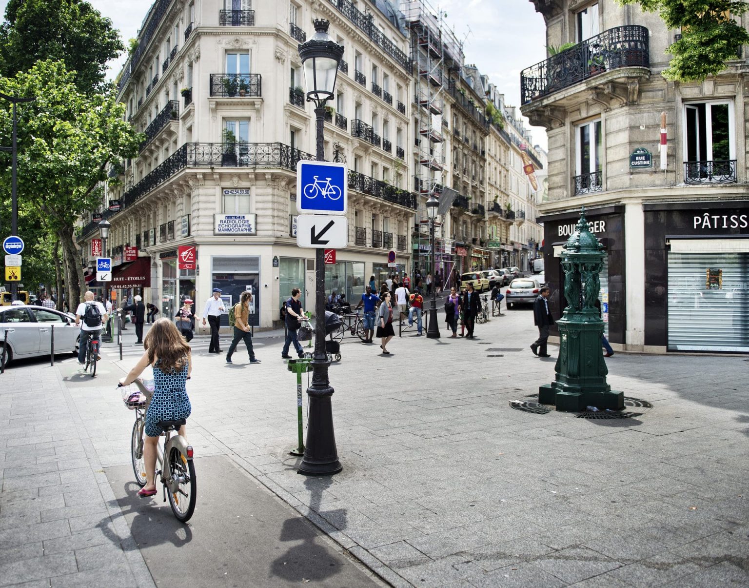 Place du Château Rouge et Boulevard Barbès - Land'Act